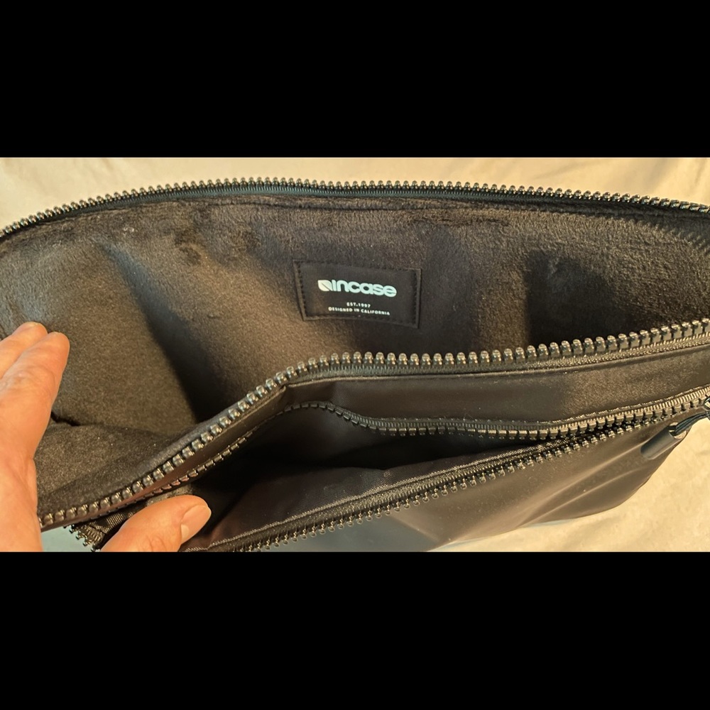 InCase Brand MacBook/Laptop Travel Case